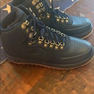 Nike Force Duckboot Mens 8 or women’s 9.5